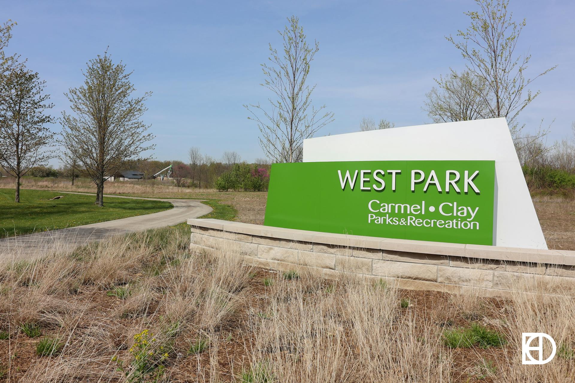 Photos of entrance sign of West Park.