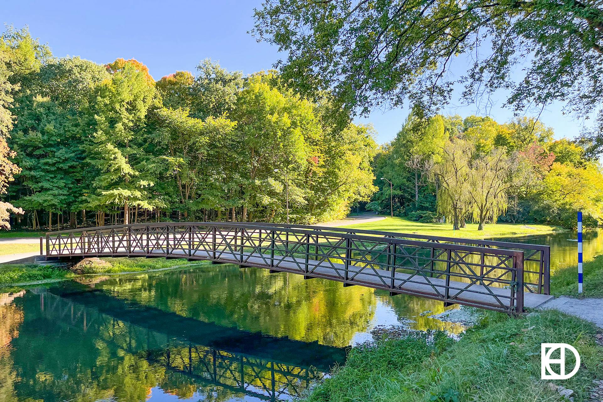Photo of bridge over the canal in Holcomb Gardens