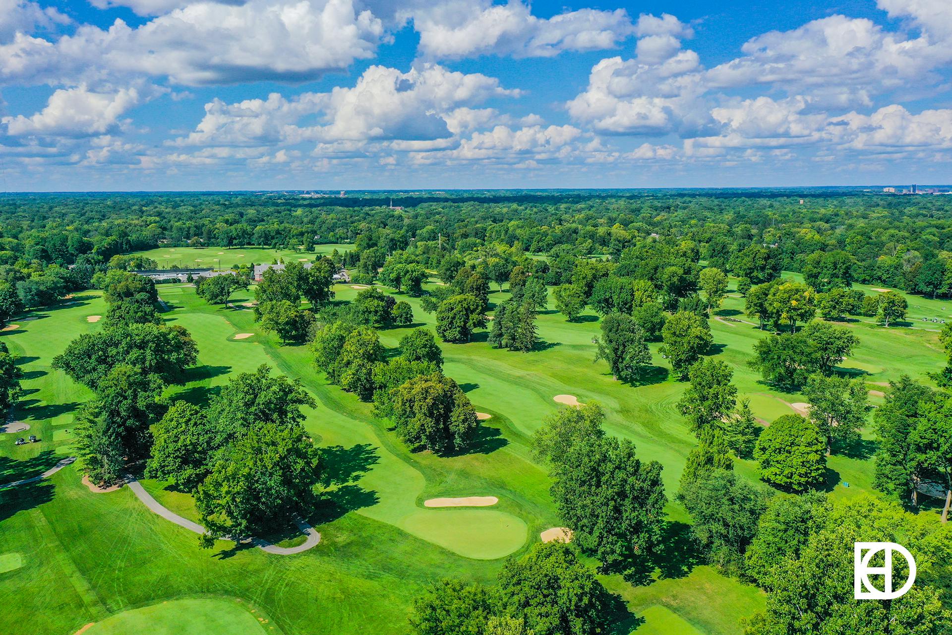 Aerial photo of Meridian Hills Country Club golf course
