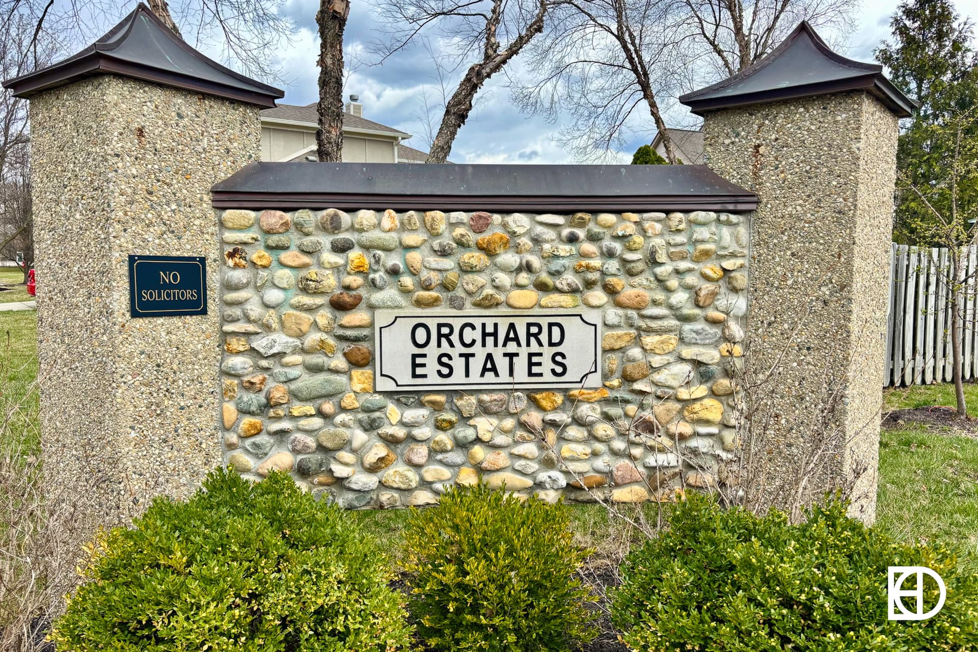 Signage in Orchard Estates
