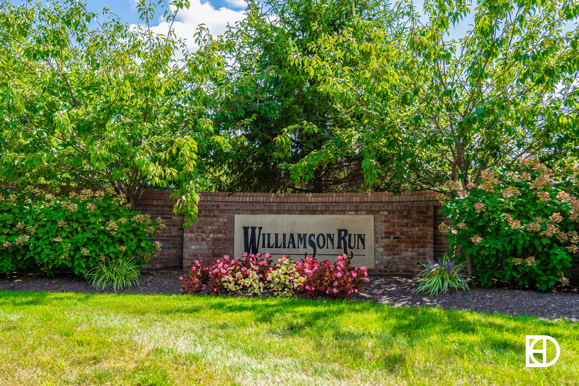 Exterior photo of Williamson Run, showing signage and landscaping