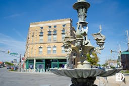 Photo of the fountain in Fountain Square