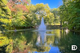 Photo of Holcomb Gardens pond