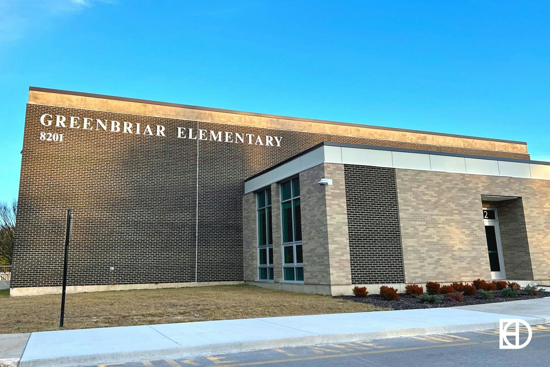 Exterior photo of Greenbriar Elementary