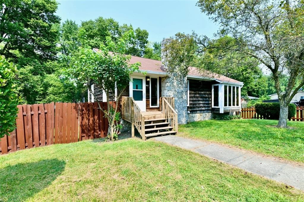 Primary photo of 953 S 5th Street, Noblesville, IN