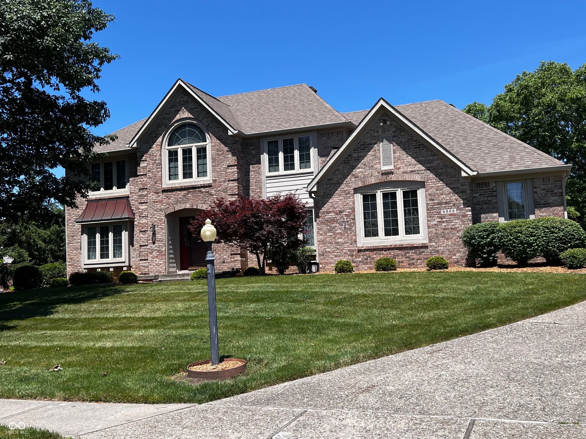 Primary photo of 6888 Riverside Way, Fishers, IN