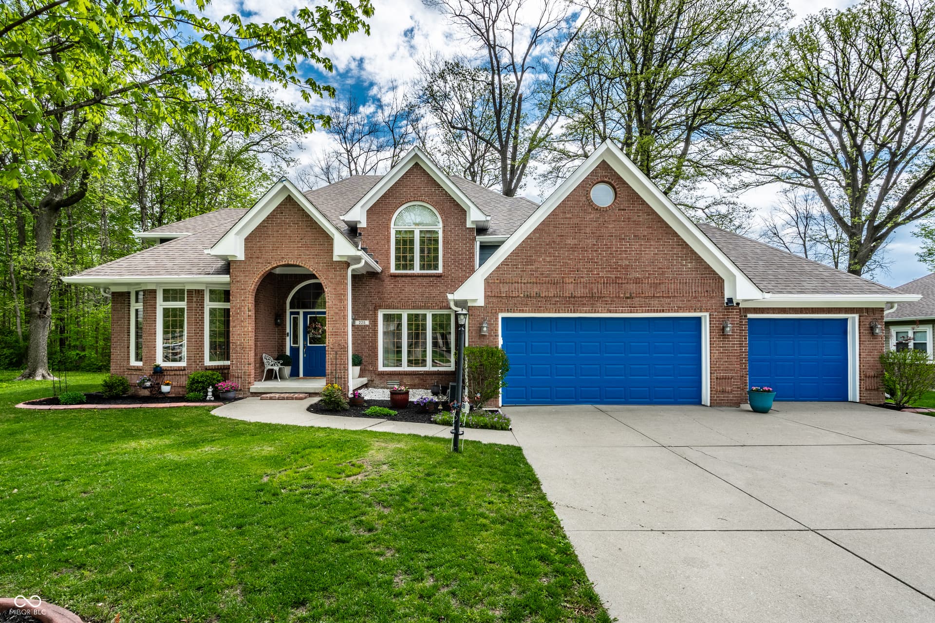 Primary photo of 225 Yorkshire E Boulevard, Indianapolis, IN