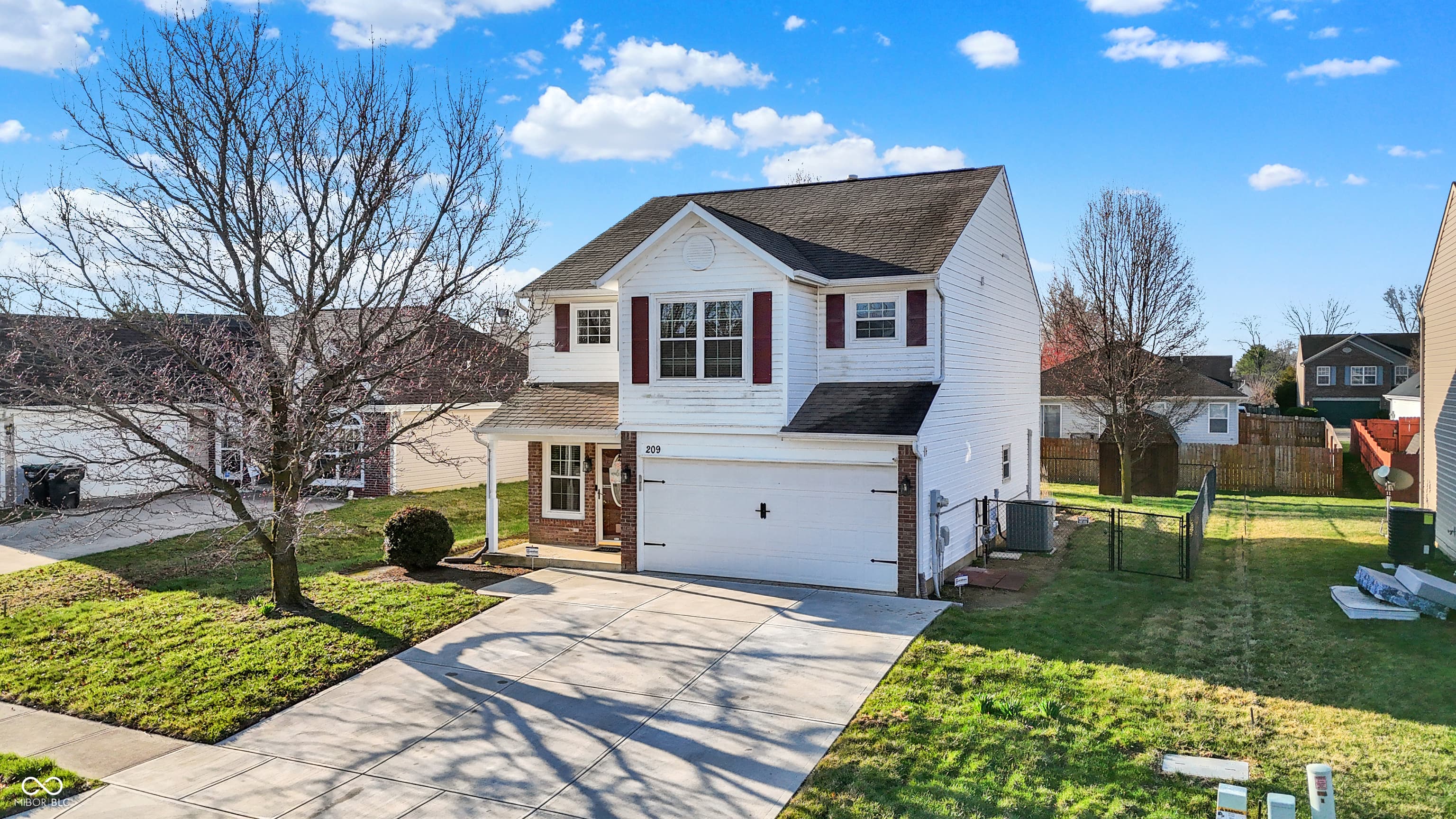 Primary photo of 209 Allen Lane, Whiteland, IN