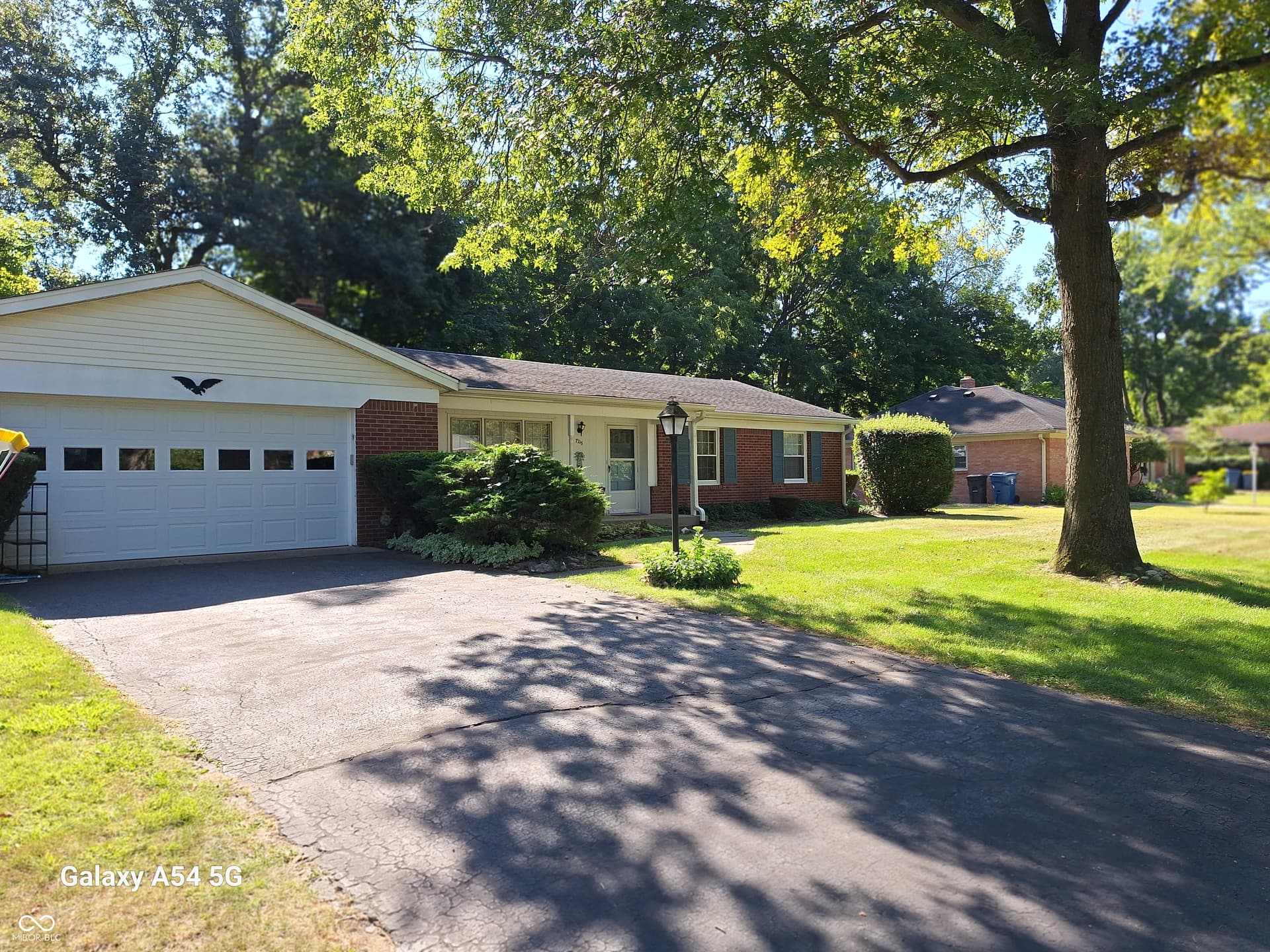 Primary photo of 7215 N Oakland Avenue, Indianapolis, IN