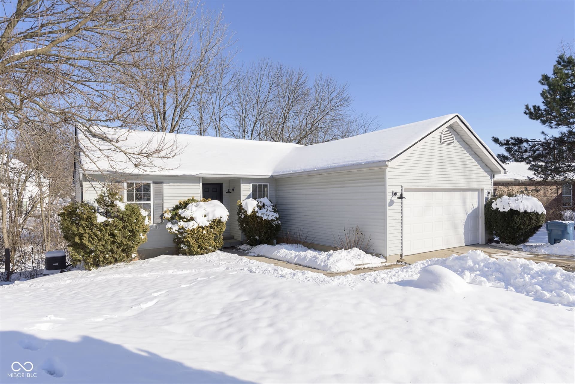 Primary photo of 6021 Prentis Circle, Indianapolis, IN