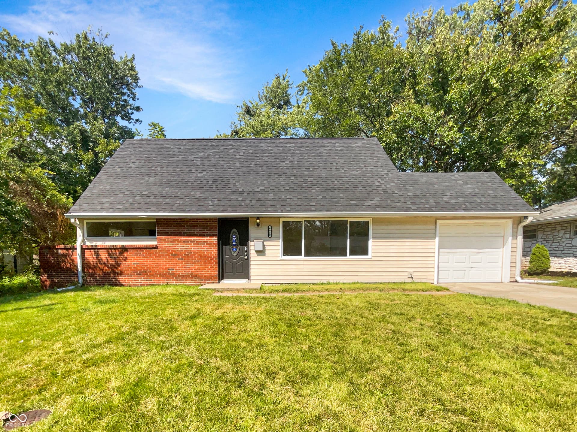 Primary photo of 6050 Roselawn Drive, Indianapolis, IN
