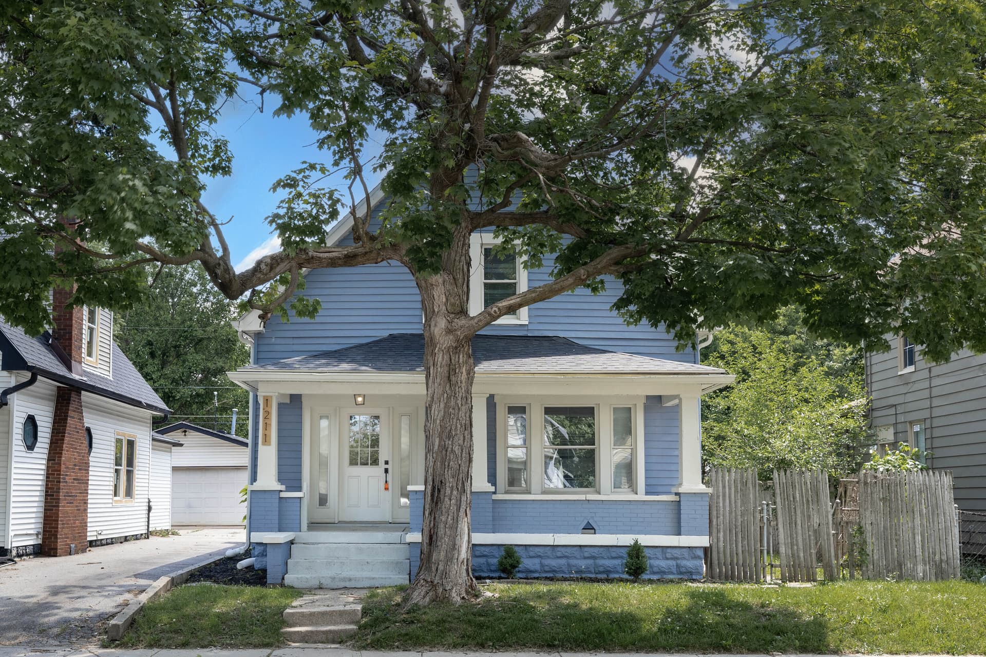 Primary photo of 1211 N Olney Street, Indianapolis, IN