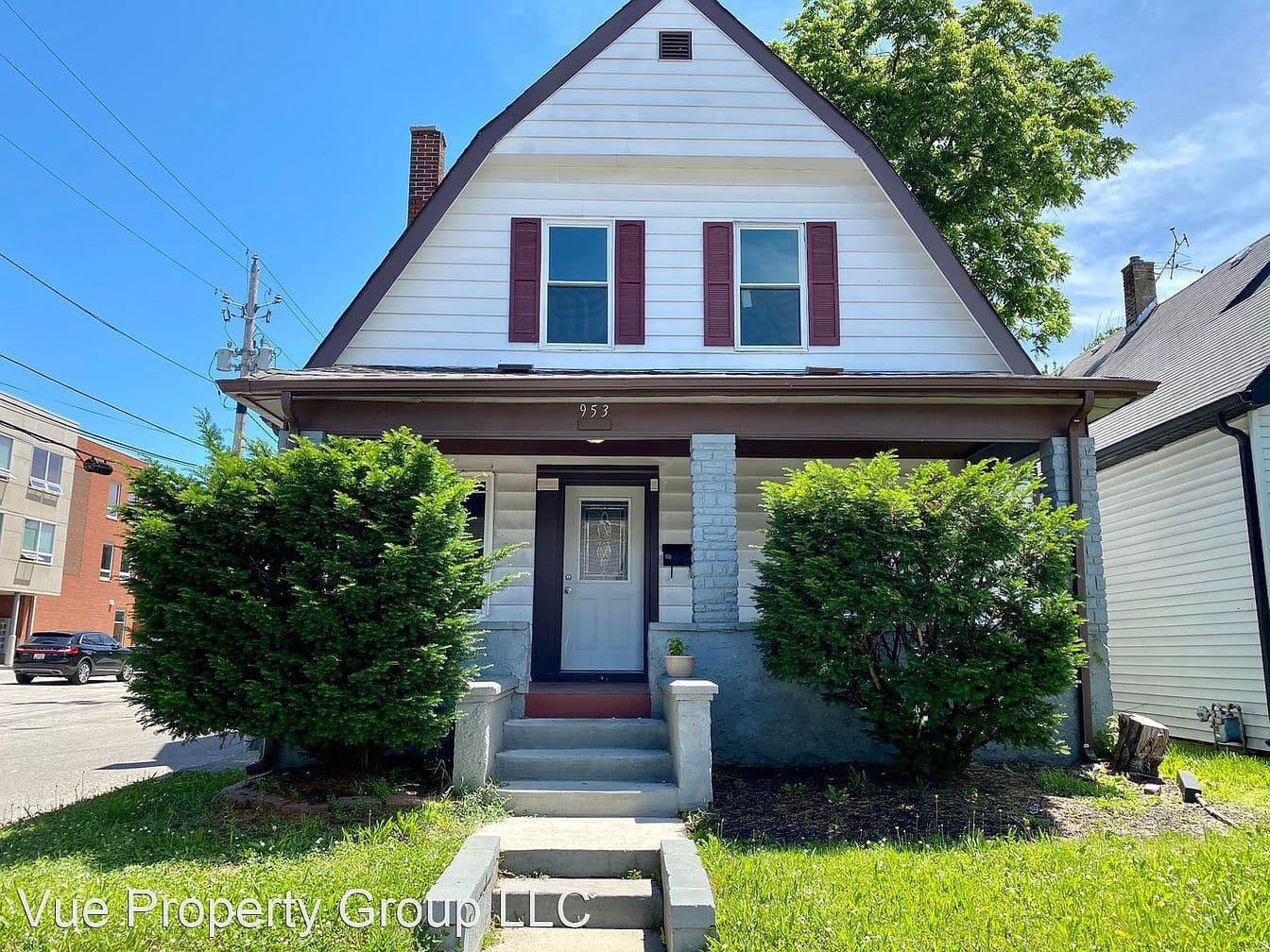 Primary photo of 953 N Oakland Avenue, Indianapolis, IN