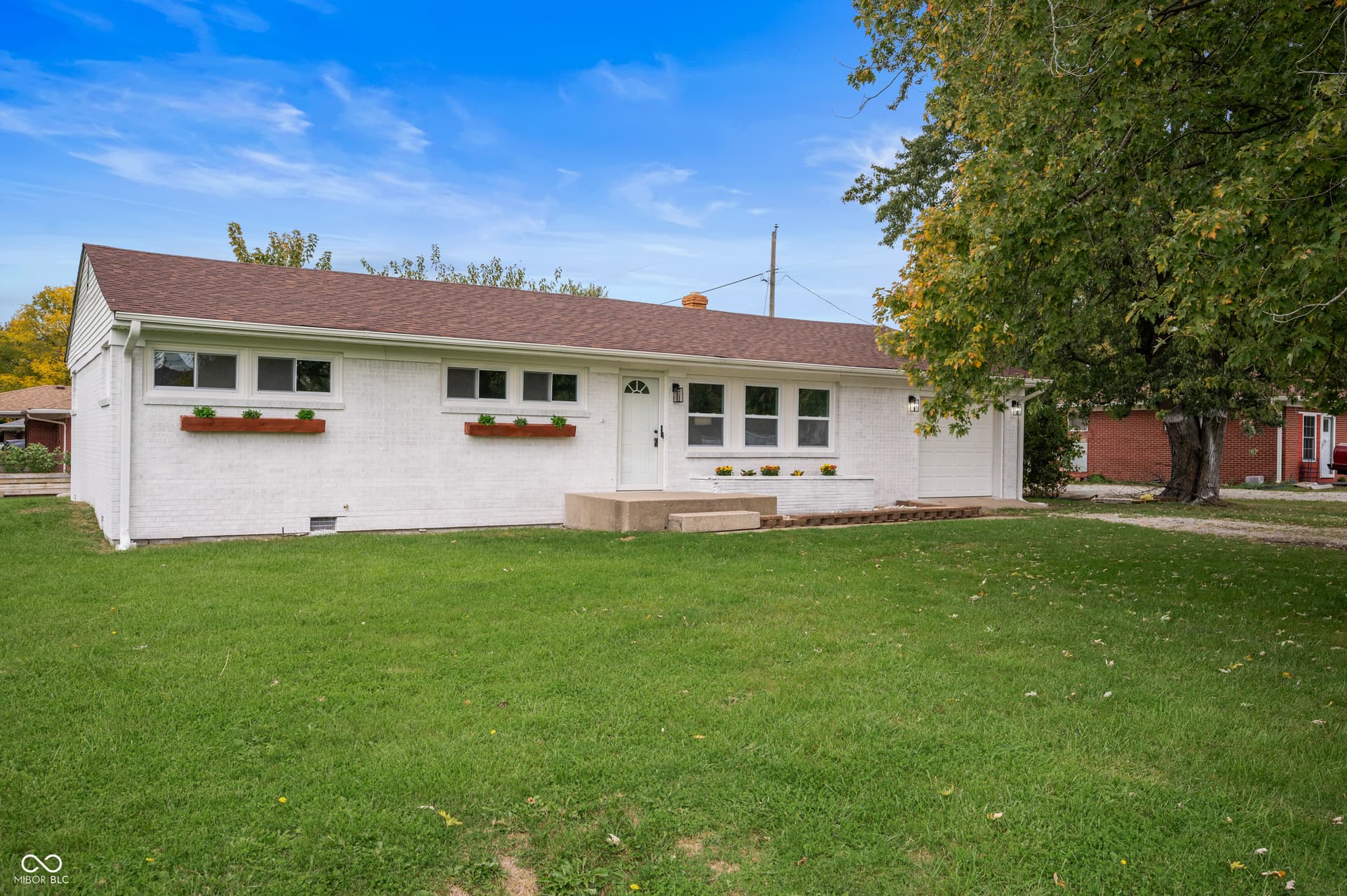 Primary photo of 2536 E Thompson Road, Indianapolis, IN