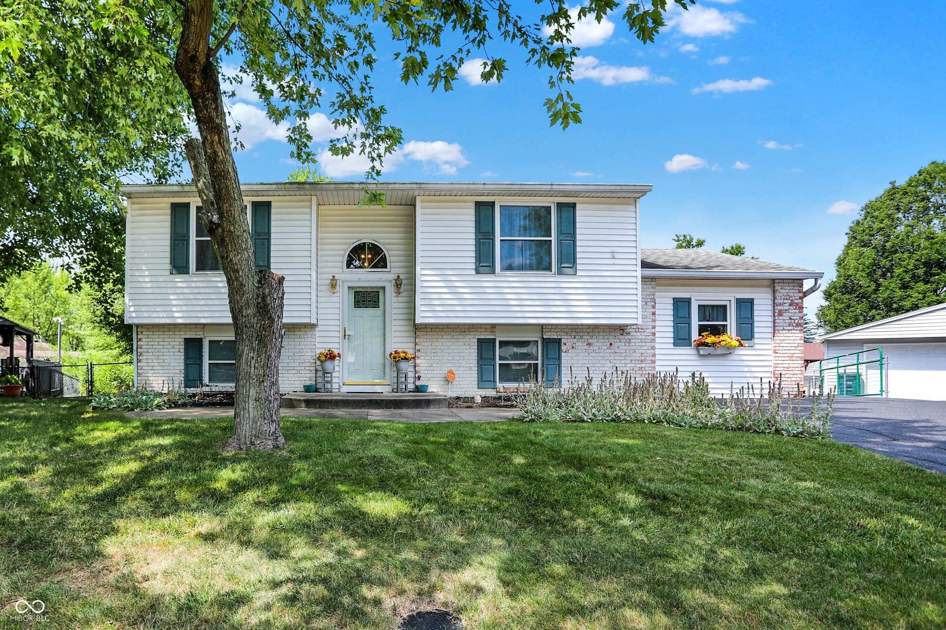 Primary photo of 31 Woodmont Court, Beech Grove, IN