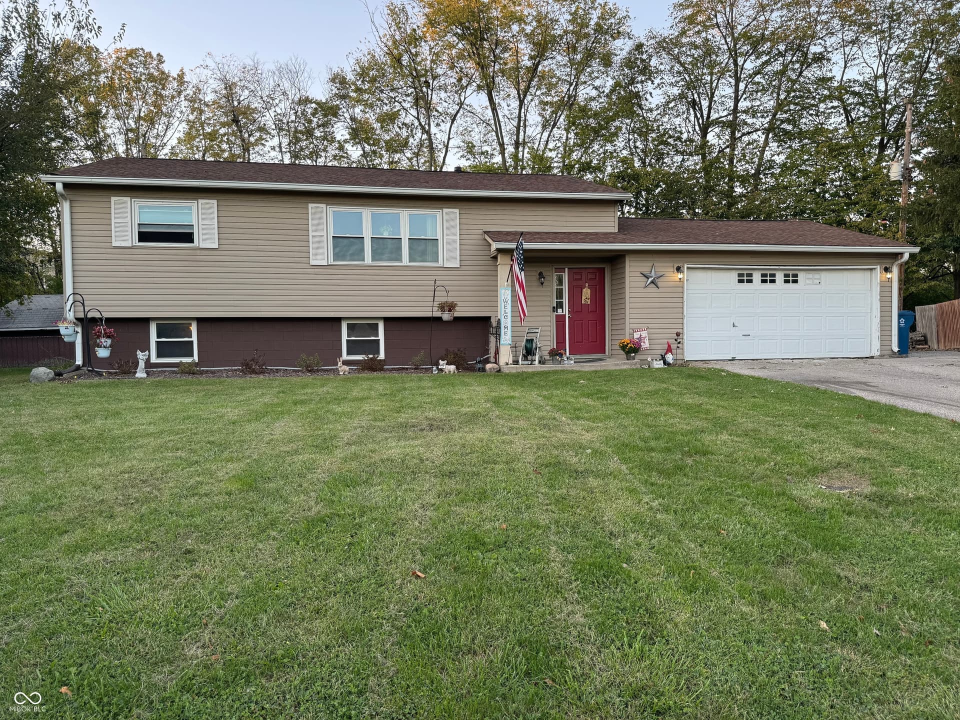 Primary photo of 5946 Cloverleaf Court, Indianapolis, IN