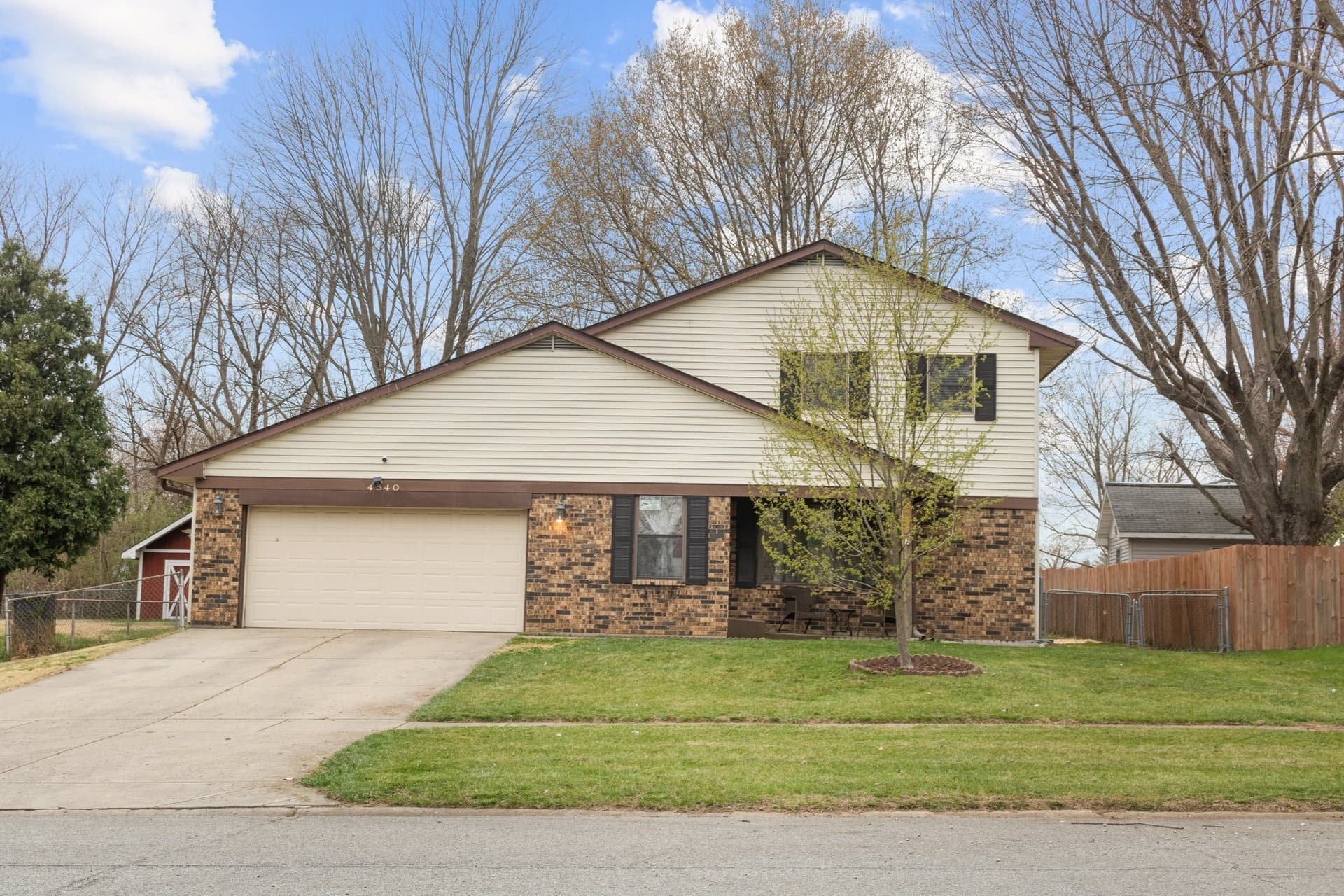 Primary photo of 4540 S Lynhurst Drive, Indianapolis, IN