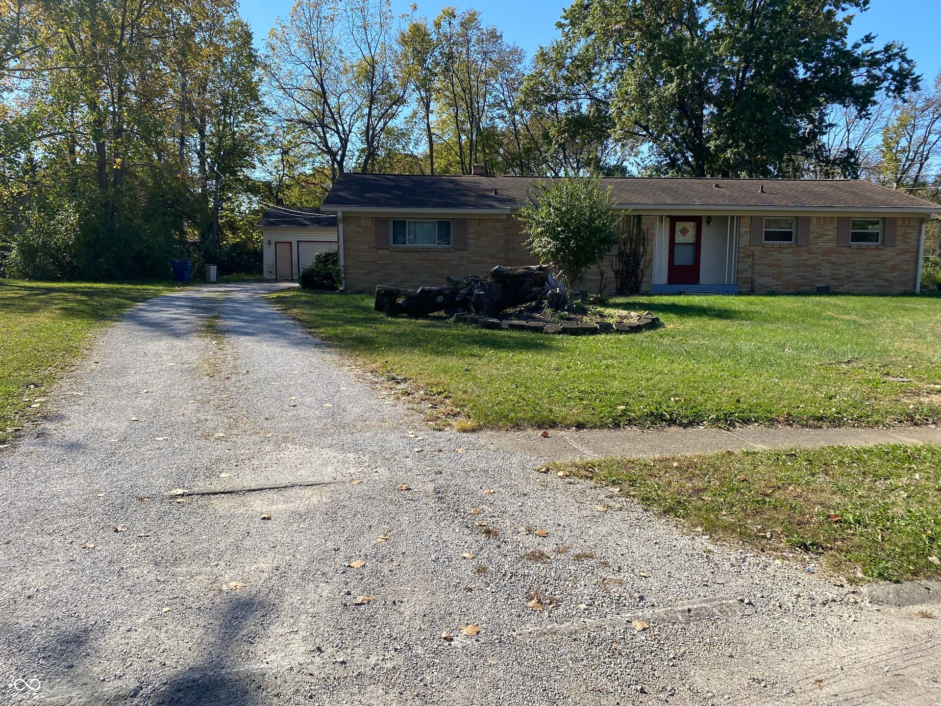 Primary photo of 647 W McGregor Road, Indianapolis, IN