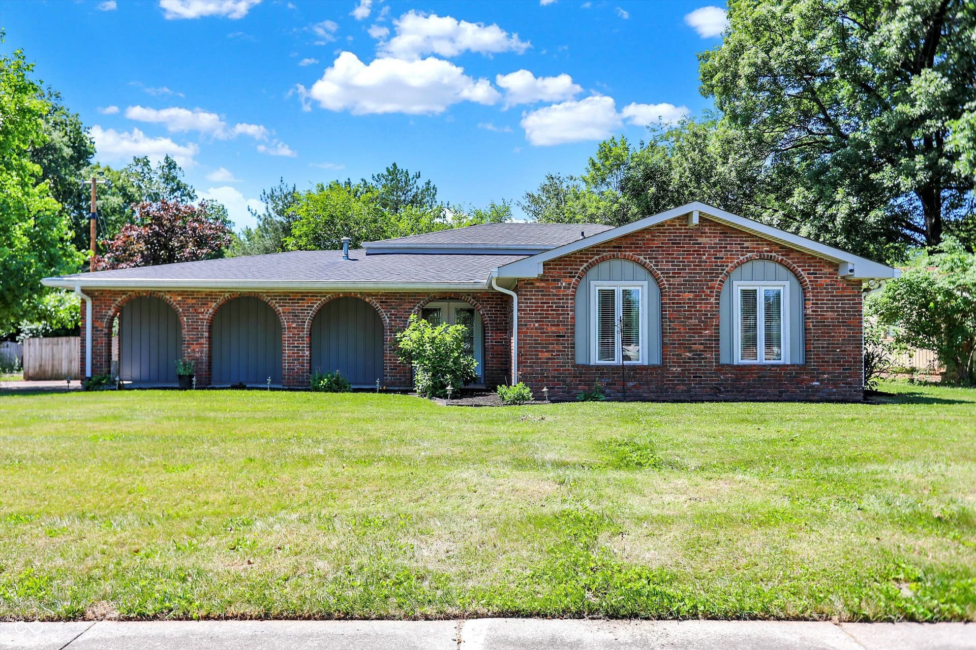 Primary photo of 8502 Lockwood Lane, Indianapolis, IN